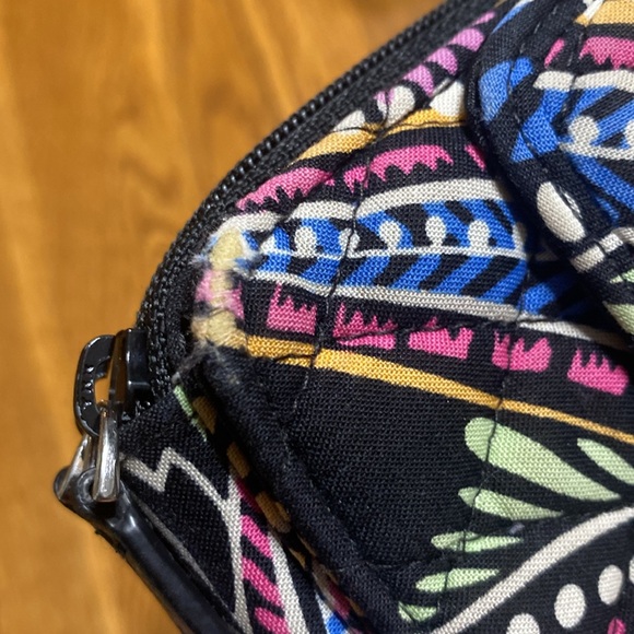 Vera Bradley black floral & paisley compact wallet - Picture 10 of 11